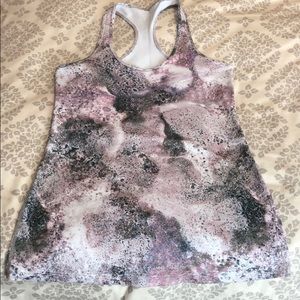 Lululemon workout tank